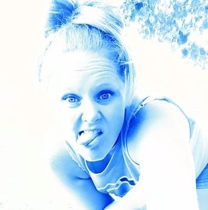 Meet your Posher, Brittney